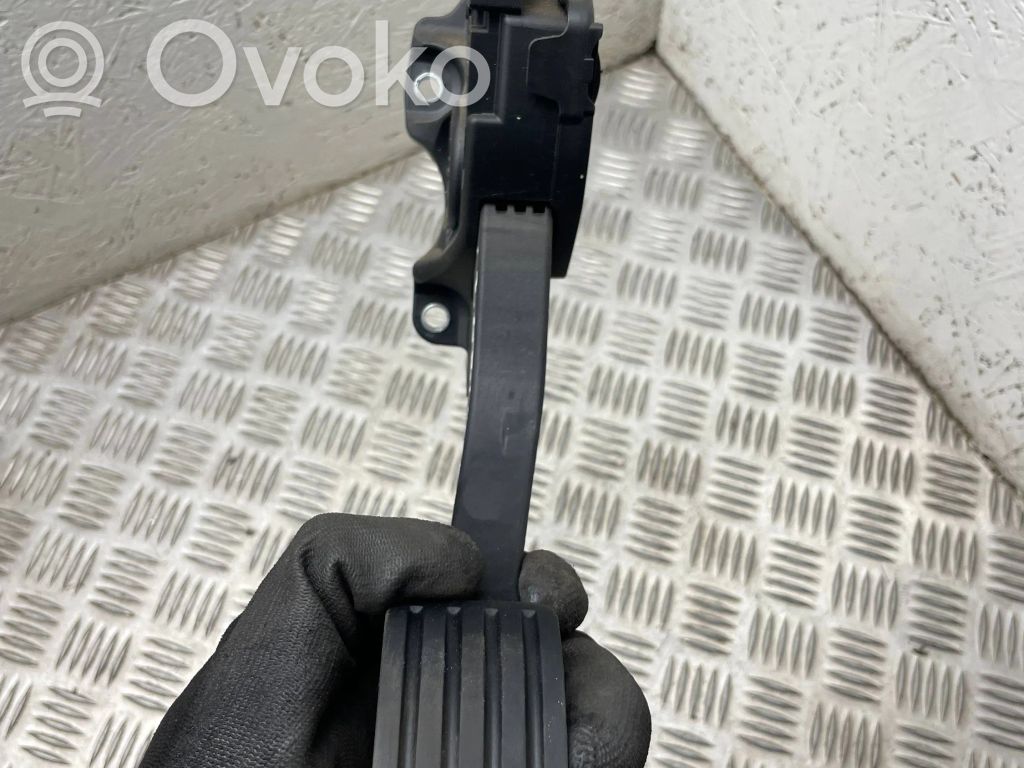Volvo S80 Accelerator throttle pedal 