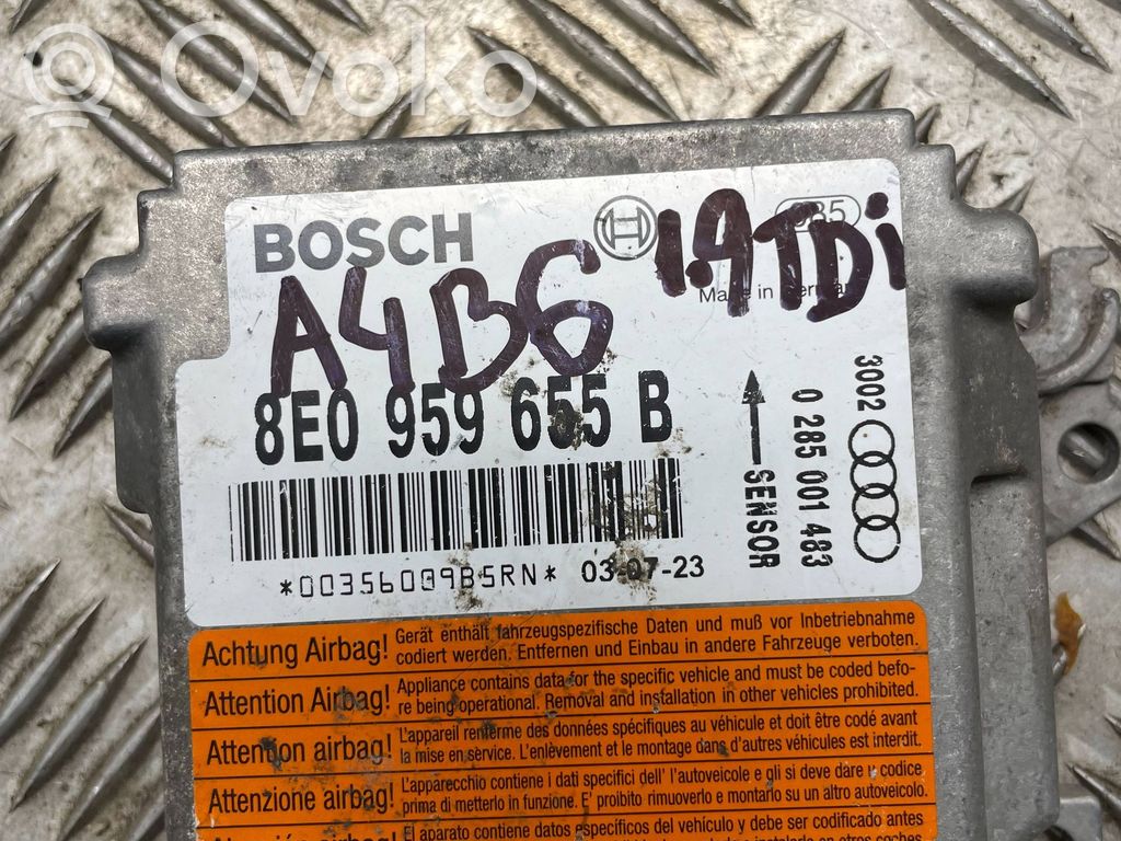 Audi A4 S4 B6 8E 8H Airbag control unit/module 