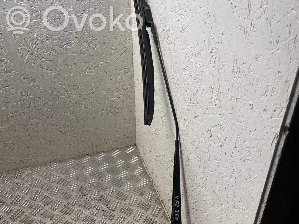 Volvo V50 Ramię wycieraczki szyby przedniej / czołowej 