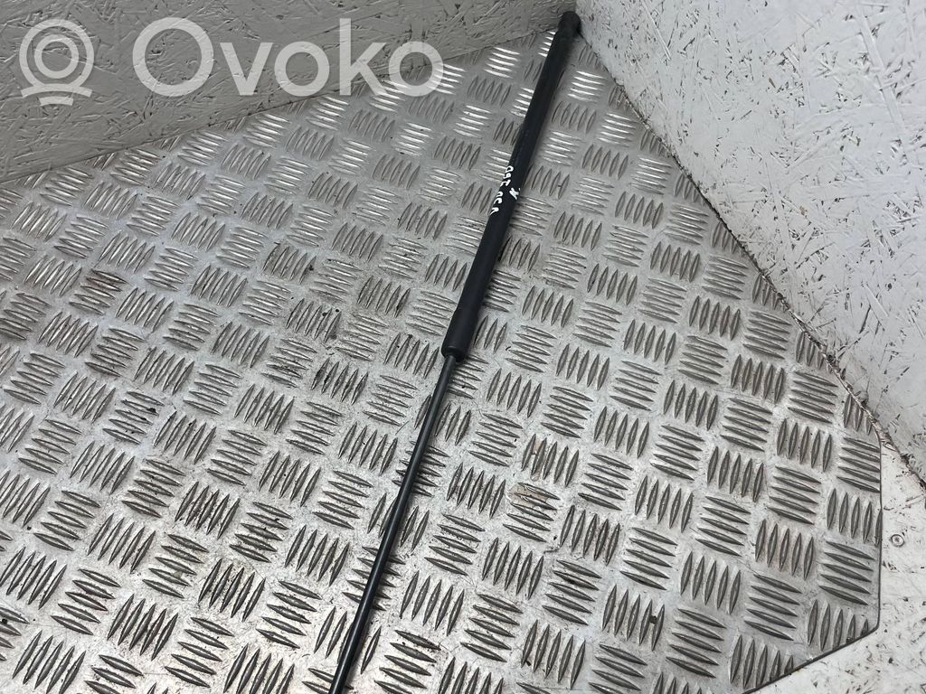 Volvo V50 Konepellin kaasujousi 