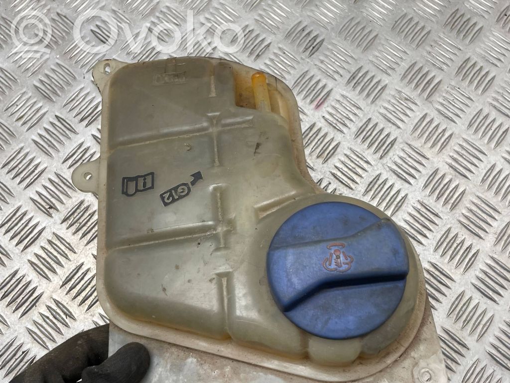 Audi A4 S4 B5 8D Zbiornik wyrównawczy chłodziwa 
