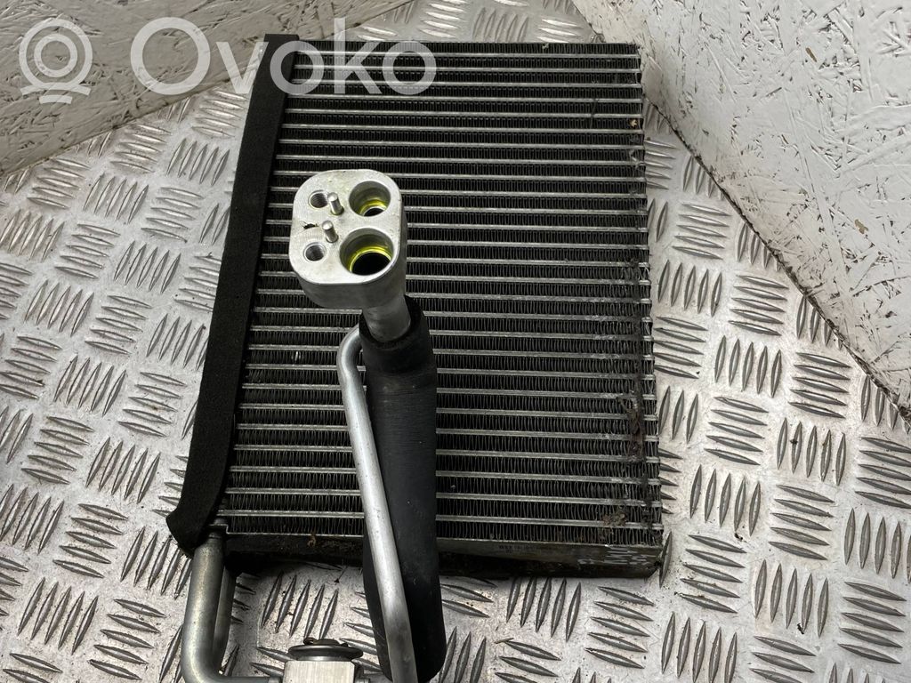 BMW 7 E65 E66 Condenseur de climatisation 