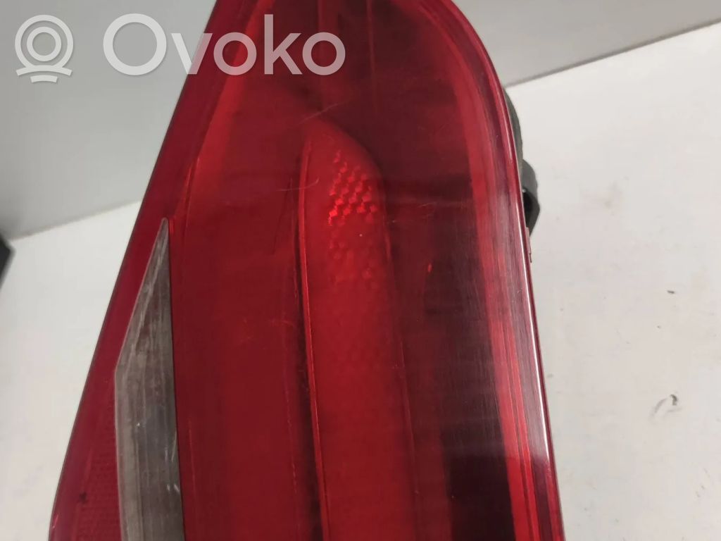 Audi A4 S4 B8 8K Takaluukun takavalot 