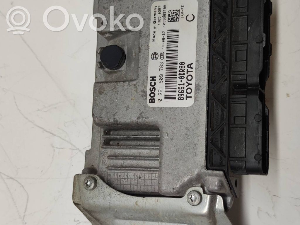 Toyota Yaris Engine control unit/module 