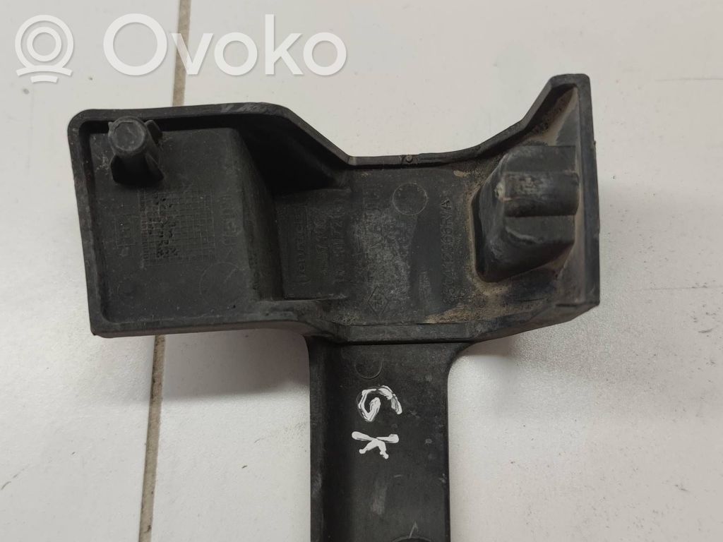Renault Kadjar Soporte de montaje del parachoques trasero 