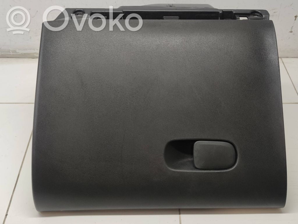 Citroen C3 Glove box 