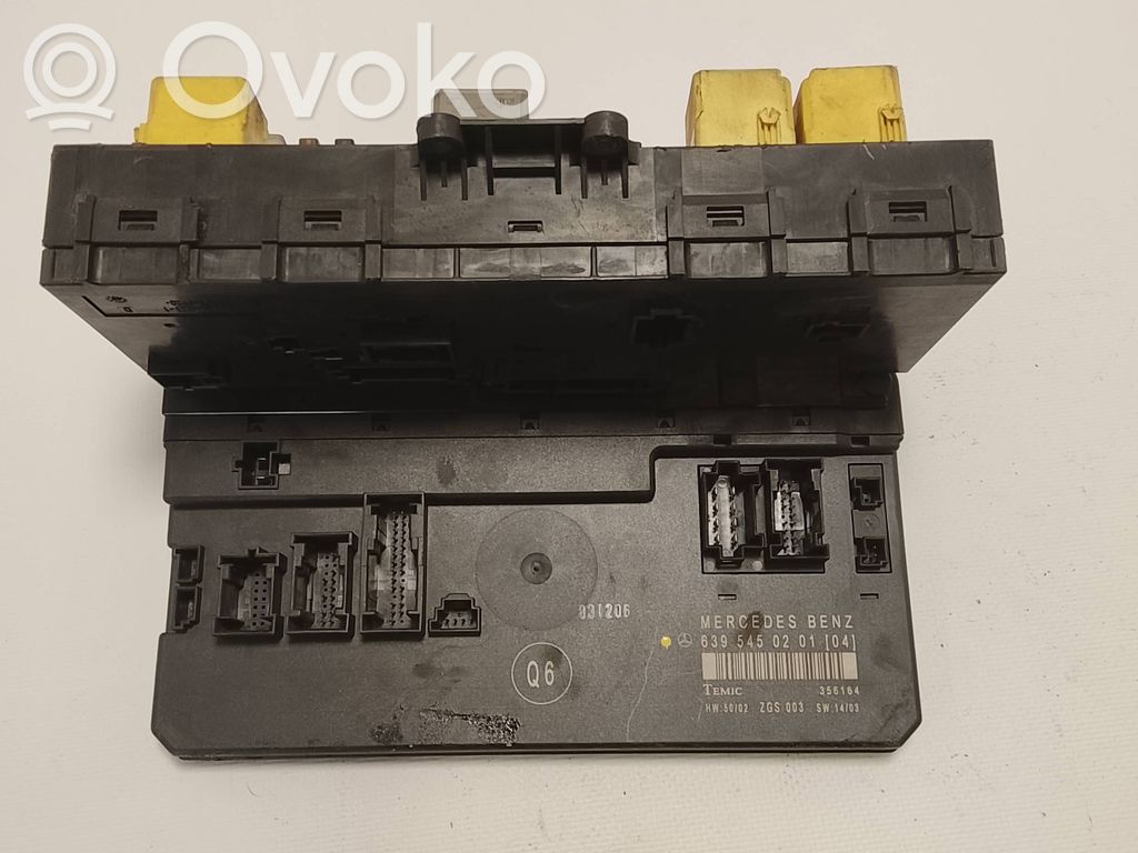 Mercedes-Benz Vito Viano W639 Ramka / Moduł bezpieczników 