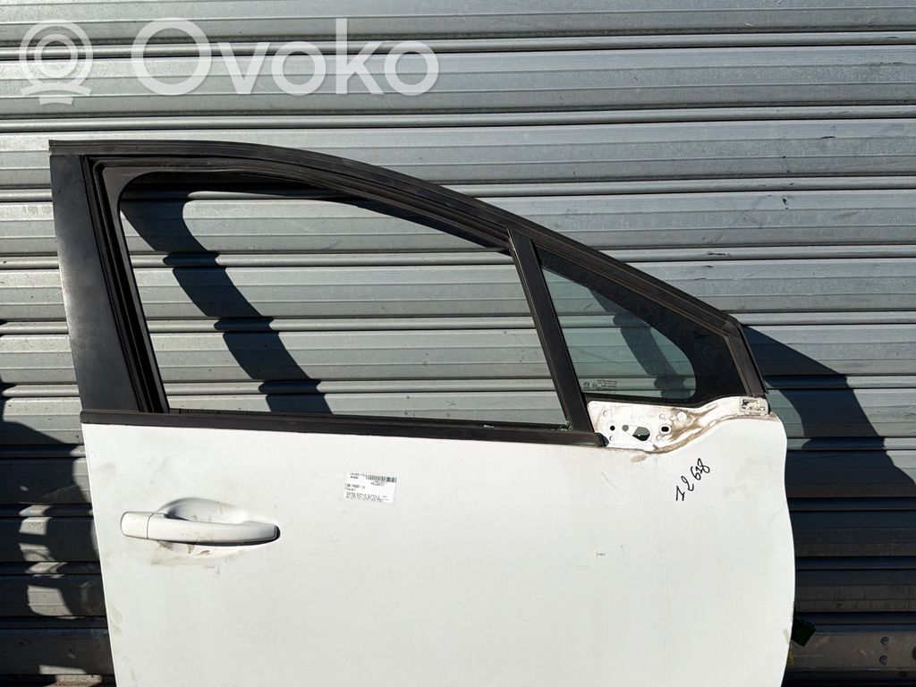 Peugeot 208 I Puerta delantera 