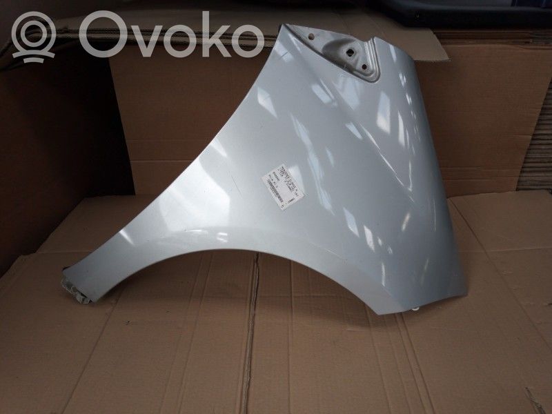 Mercedes-Benz A W169 Błotnik przedni 