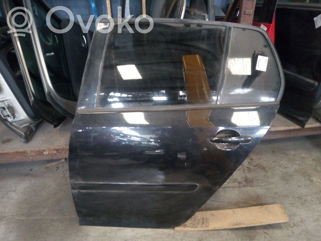 Volkswagen Golf V Puerta trasera 