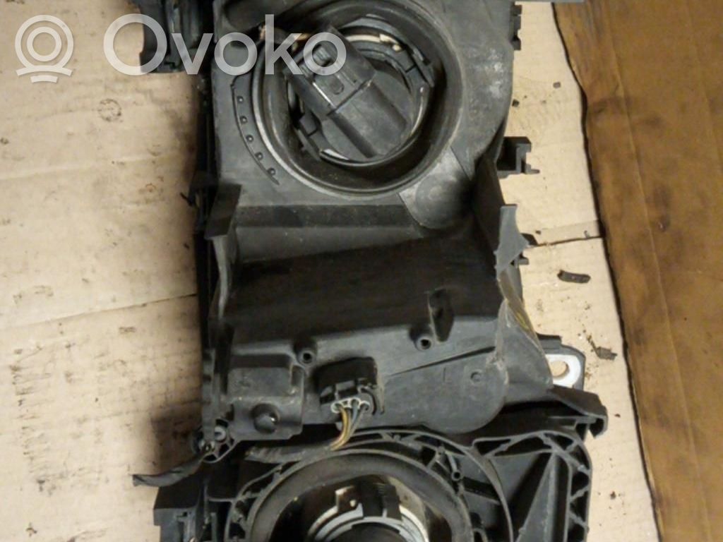 Phare frontale   63126901969