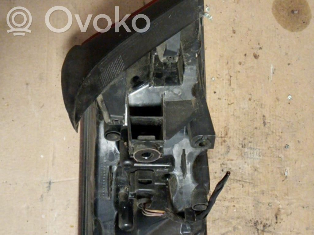 Takavalot   8V3945096D