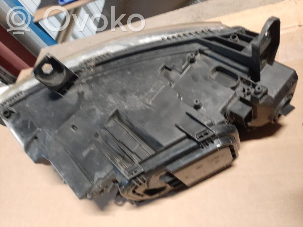 Audi A6 S6 C6 4F Phare frontale 