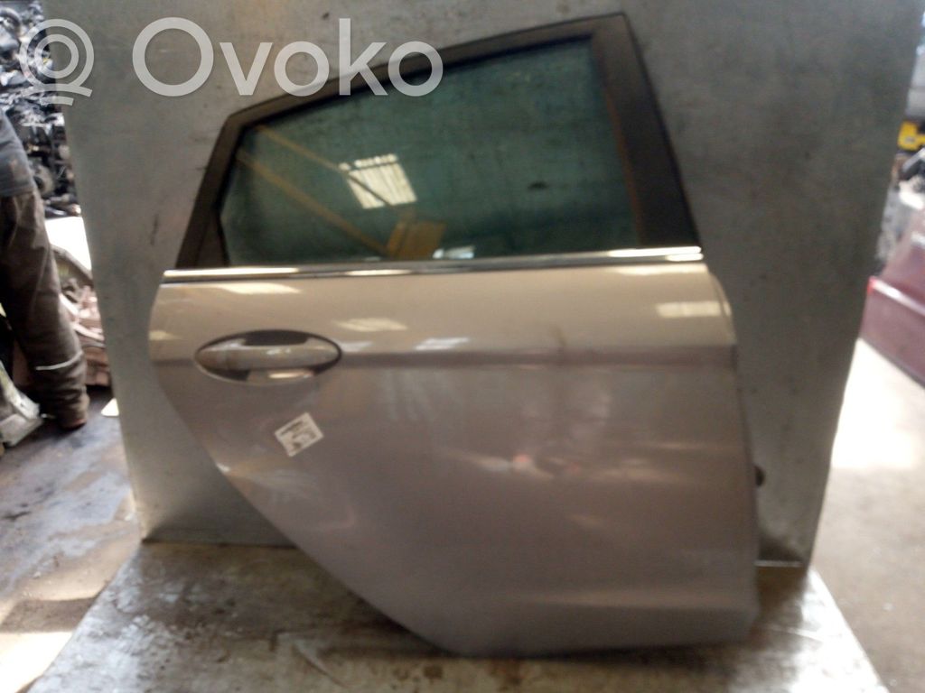 Ford Fiesta Puerta trasera 