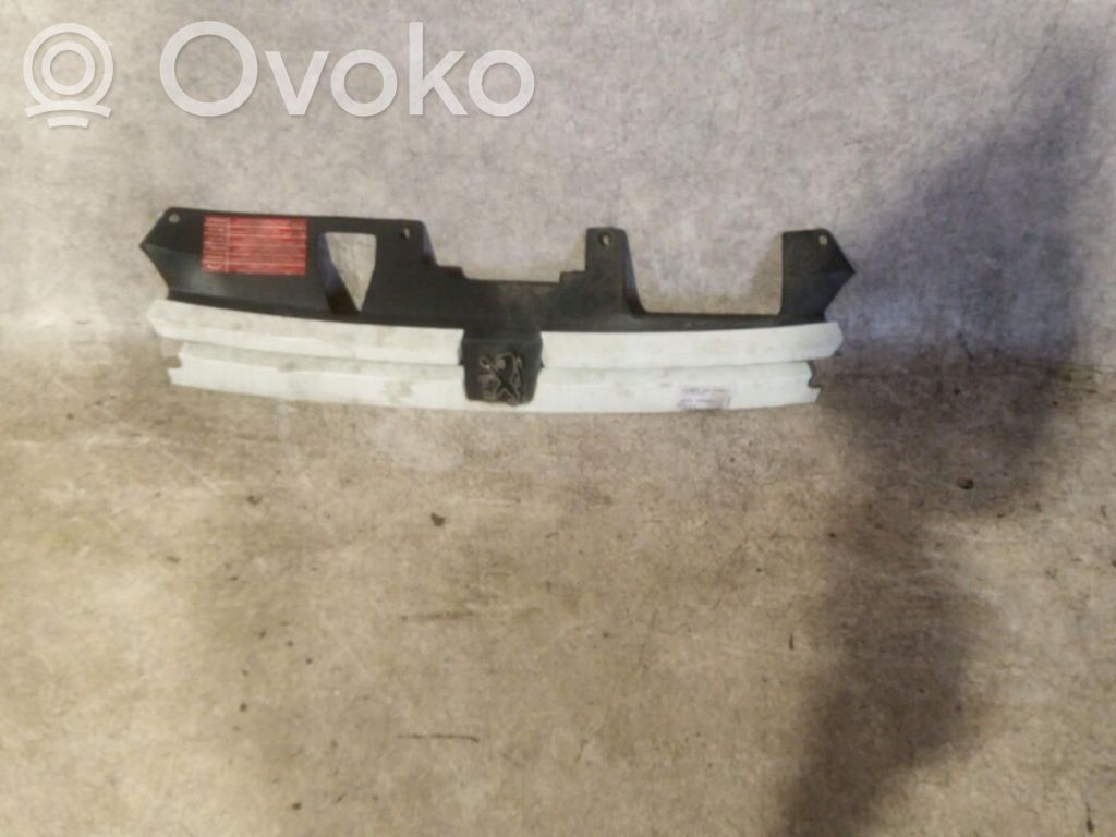 Peugeot 306 Etusäleikkö 