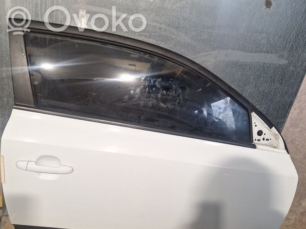 KIA Pro Cee'd I Puerta delantera 