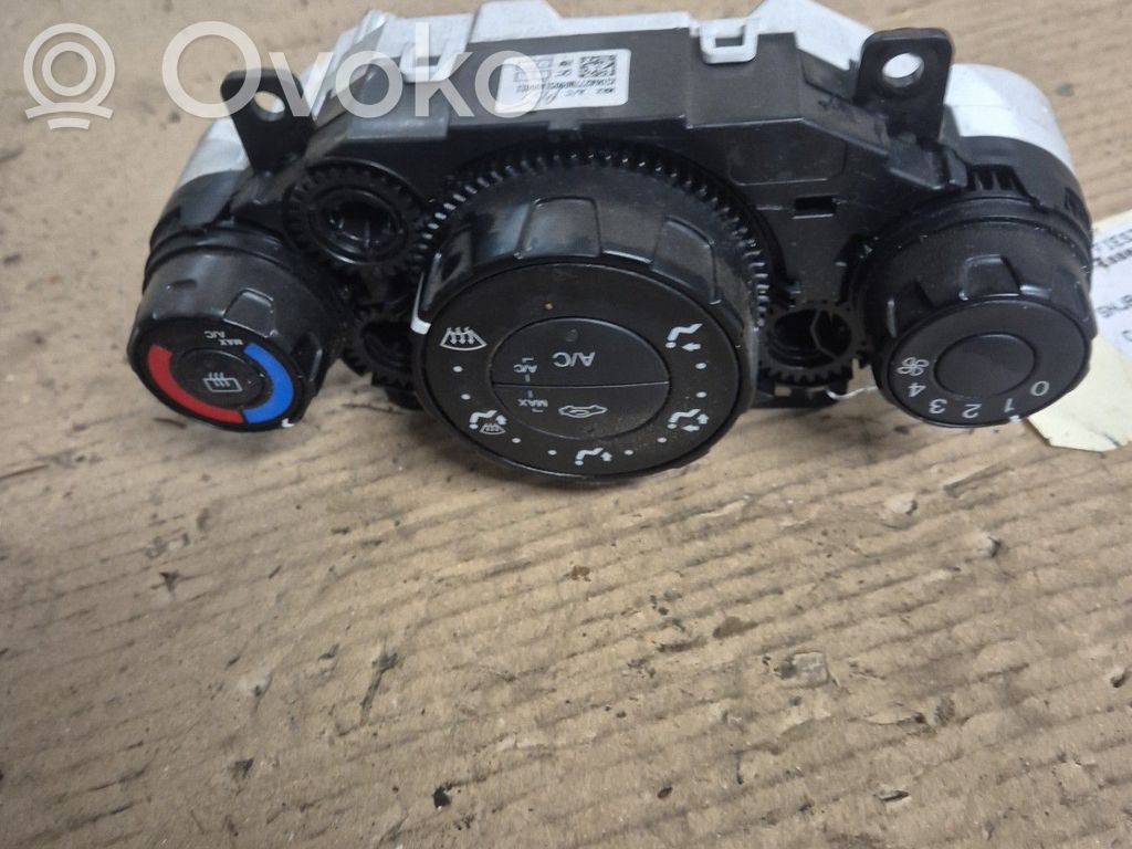 Climate control unit   1910755
