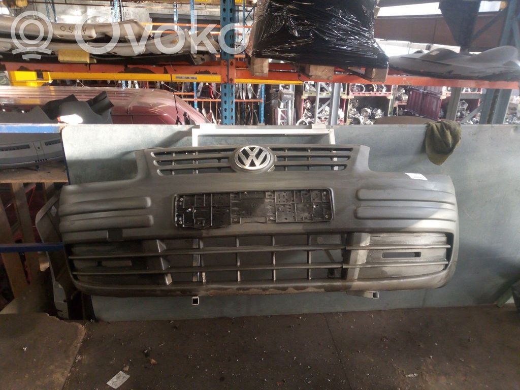 Volkswagen Caddy Parachoques delantero 