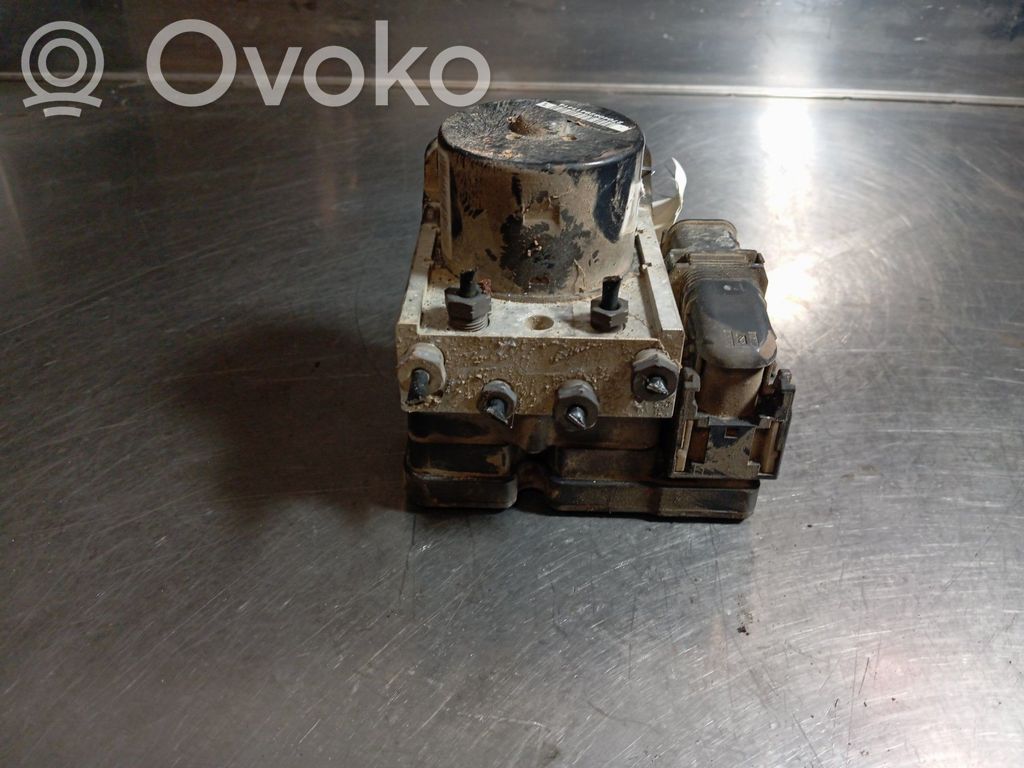 ABS-pumppu   1550294