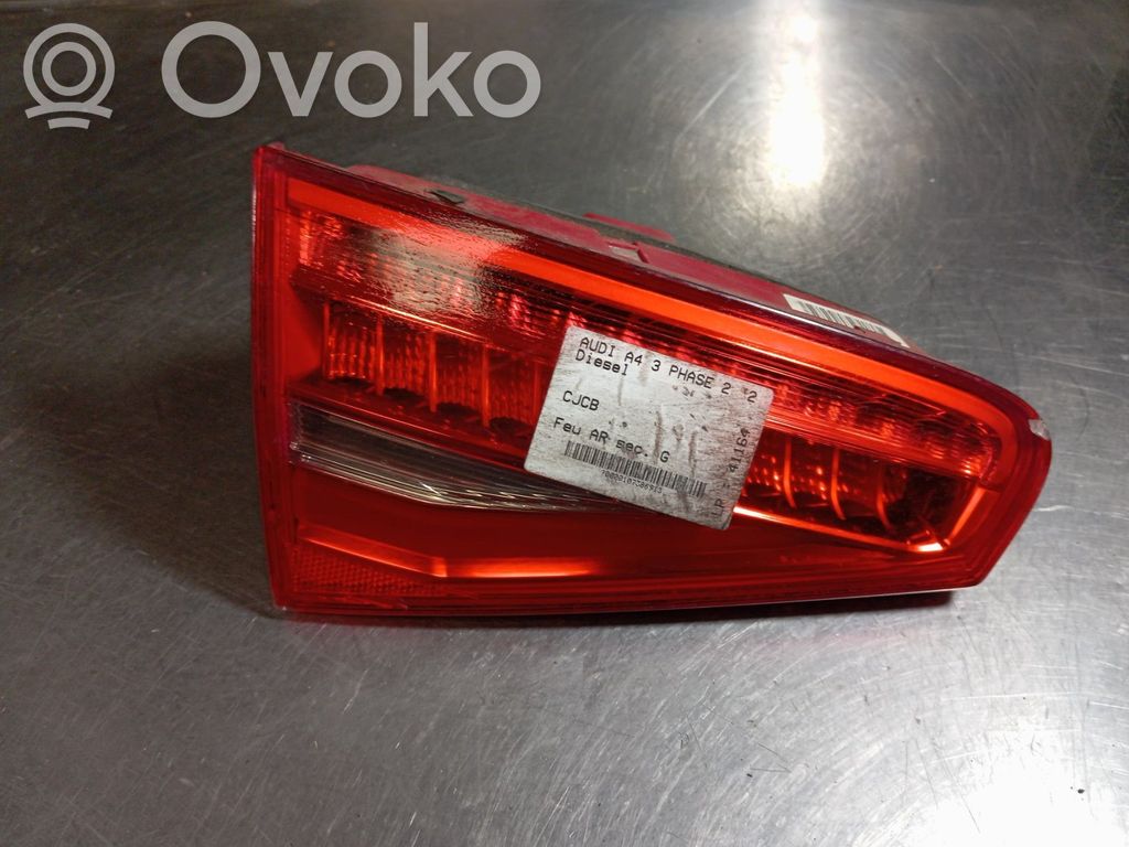 Audi A4 S4 B8 8K Lampă spate în capacul portbagajului 