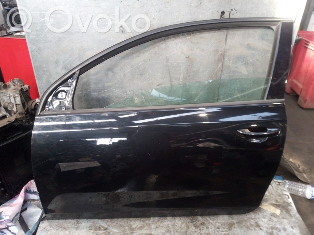 Volkswagen Golf VI Drzwi przednie 