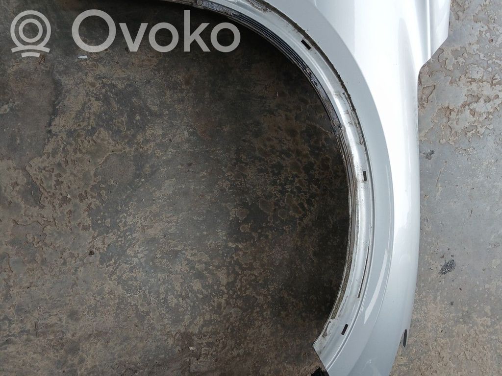 Infiniti Q30 Parafango 