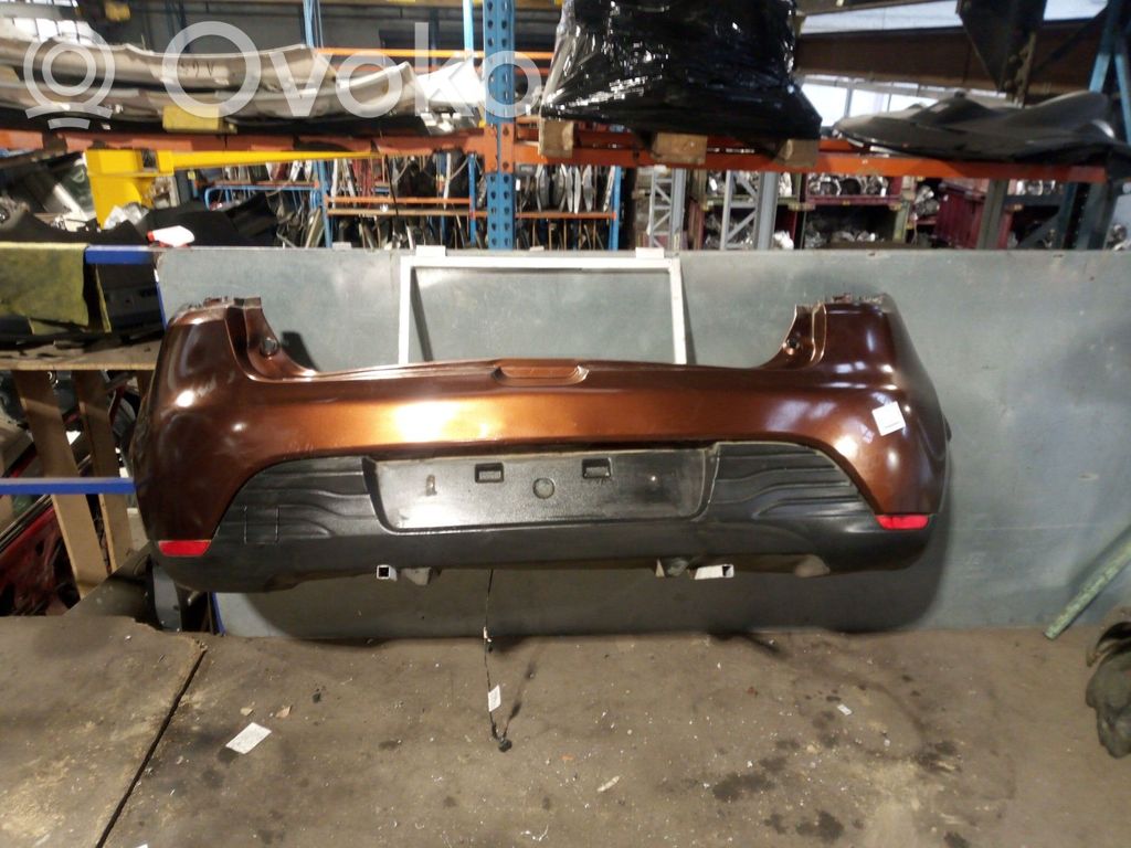 Renault Clio IV Parachoques 
