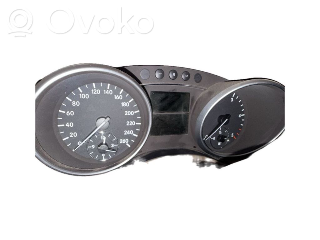 Mercedes-Benz ML W164 Inny element deski rozdzielczej 