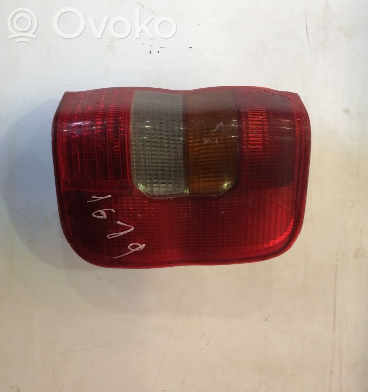 Luz trasera/de freno   E95049,AA