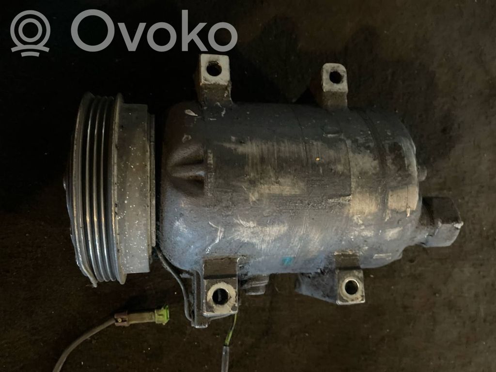 Audi A4 S4 B5 8D Compressore aria condizionata (A/C) (pompa) 