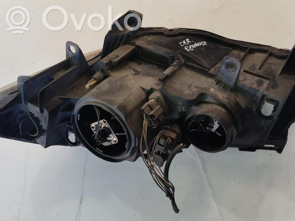 Renault Megane II Phare frontale 