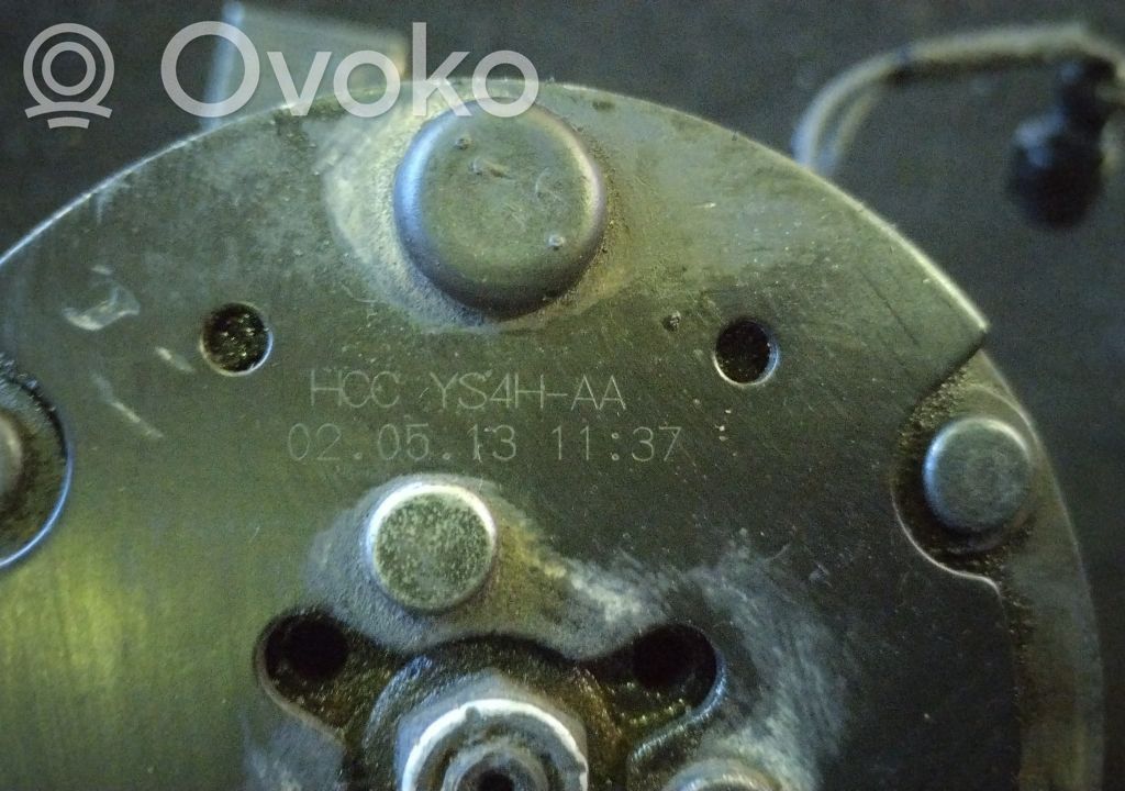 Ilmastointilaitteen kompressorin pumppu (A/C)   HCCYS4HAA