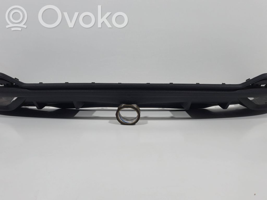 Audi Q3 F3 Takapuskurin alaosan lista 
