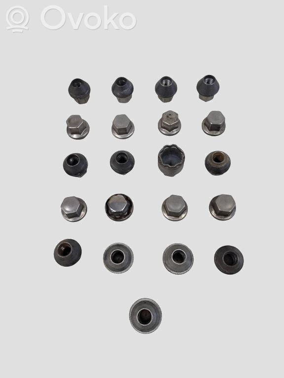 Tuercas/tornillos