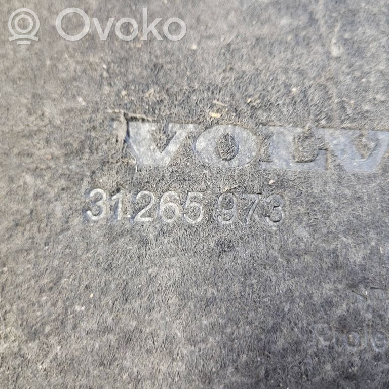 Volvo V40 Nadkole przednie 