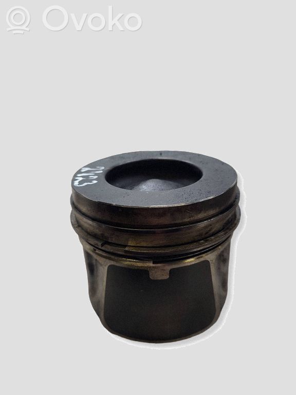 Nissan Qashqai Piston