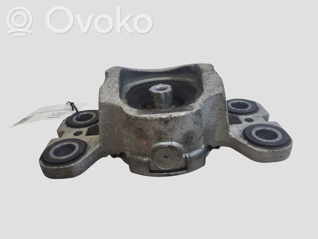 Soporte de montaje del motor   31401307