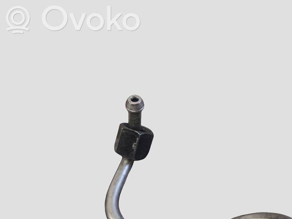 Volvo V60 Conductă alimentare injectoare 