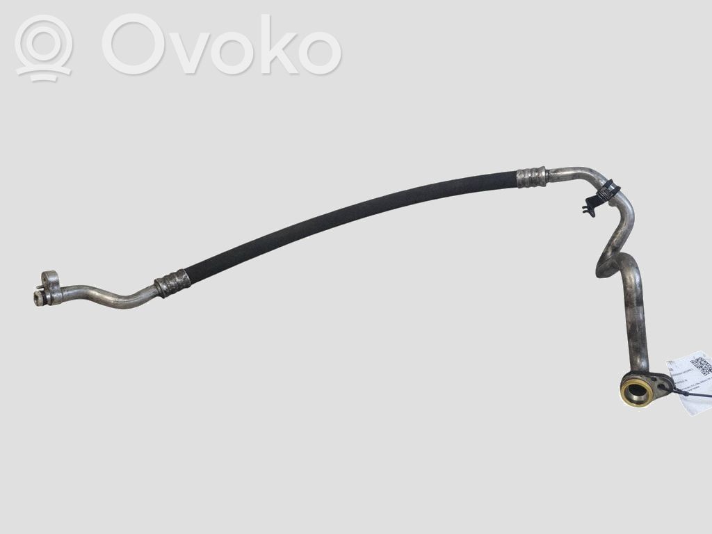 BMW 4 F32 F33 Ilmastointilaitteen putki (A/C)