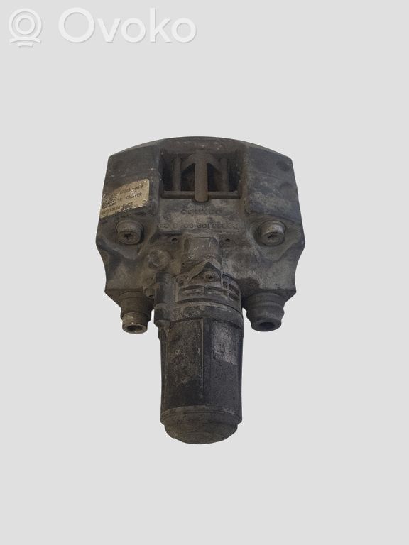 Takajarrusatula   22B7010200,102125200F
