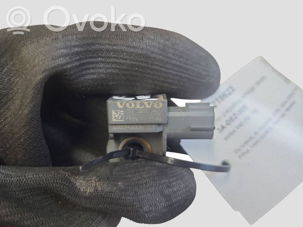 Volvo V40 Airbagsensor Crashsensor Drucksensor 