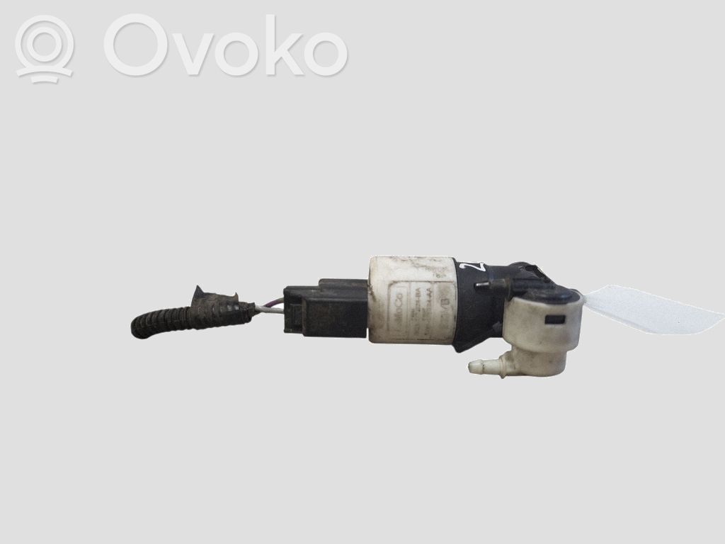 Windscreen/windshield washer pump   BK2117K624BA
