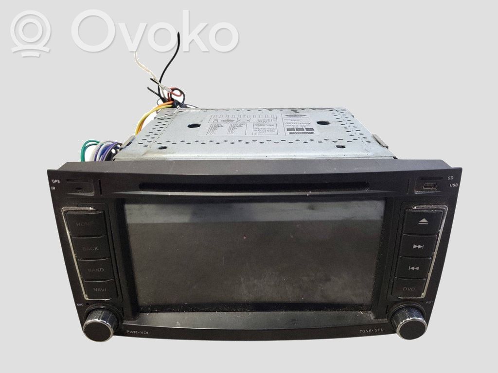 Radio / CD-Player / DVD-Player / Navigation