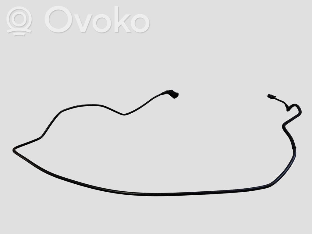Volvo V70 Conductă/furtun lichid de răcire motor 