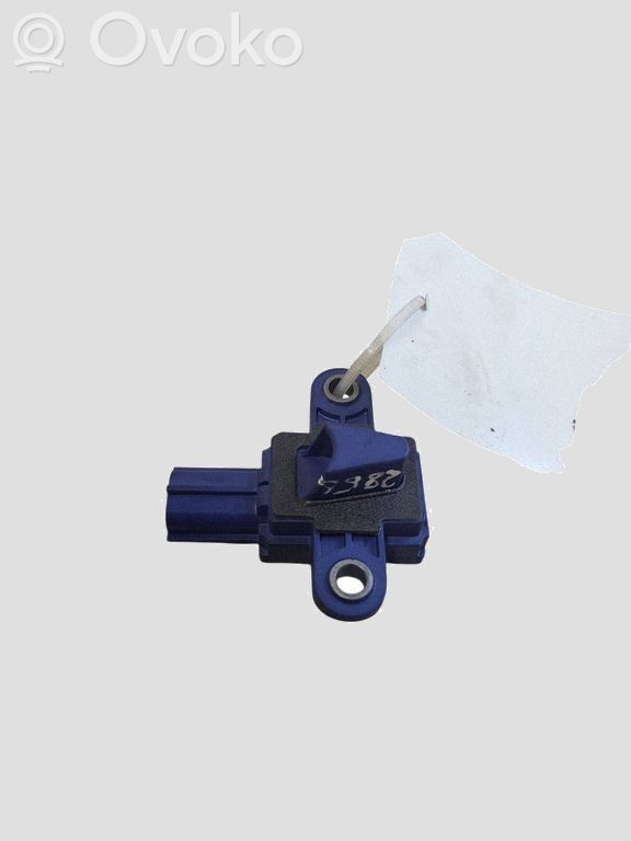 Sensor impacto/accidente para activar Airbag   95920D4050