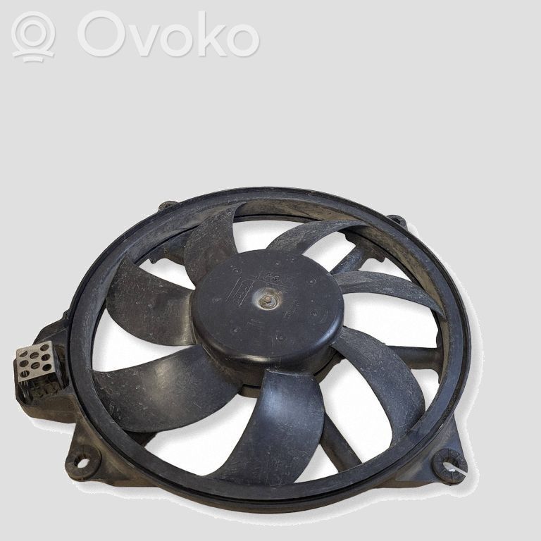 Renault Megane III Ventilator electric răcire radiator 