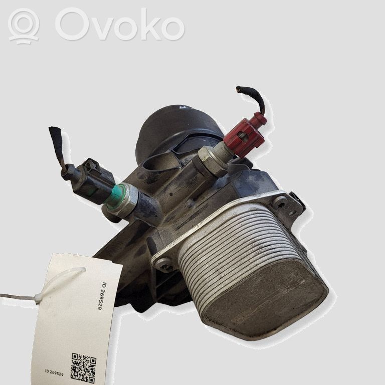 Volkswagen Golf VII Supporto di montaggio del filtro dell’olio