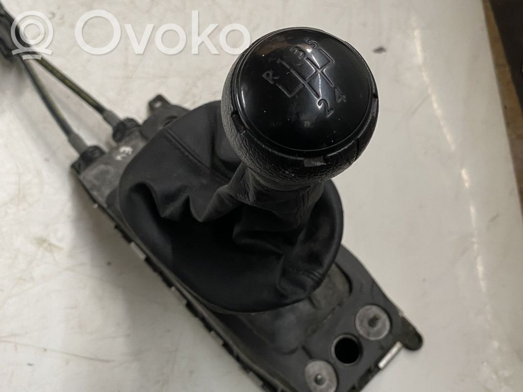 Volkswagen Caddy Selector caja de cambios 