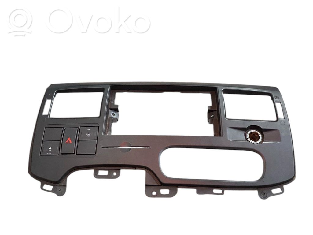 Panel trim   6C11V047A04