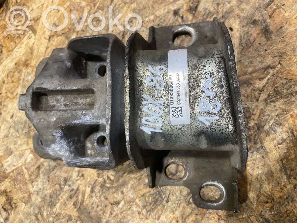 Peugeot Boxer Engine mount bracket 